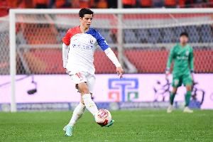 记者：没有特谢拉申花进攻很难顺畅，阿苏埃跟路易斯不怎么来电