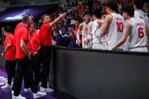 杨毅：中国男篮赢的是声誉、环境、信心、支撑这个行业的希望