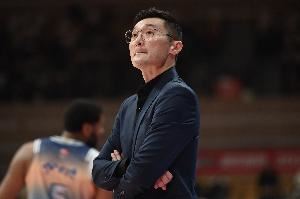 刘炜：已确定外援劳森+纳托尔 王薪凯有望加盟 会给冯傲上场时间