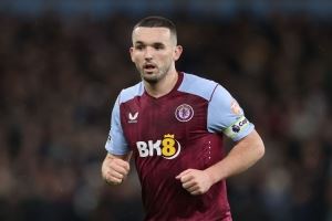 23-24赛季以来麦金在主要欧战打进4粒远射，没有哪名球员比他更多