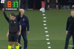 仅提前1分钟换下😅22岁佩德“驴”提前下场，享受全场膜拜+掌声