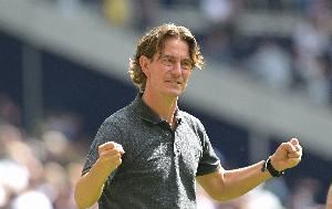 弗兰克：罗梅罗内收肌轻微拉伤但不严重 我们需要在主场赢球