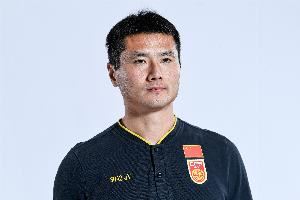 从国安三少到德甲金左脚，国足新少帅邵佳一，是如何“炼成的”？