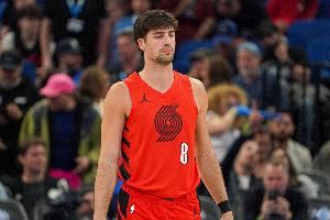 突然爆发!阿夫迪亚第三节7中5砍下14分4篮板